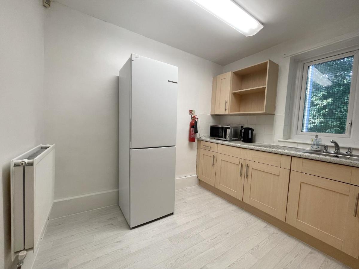 Appartamento Bright, Warm & Cozy House In Harpurhey Manchester Esterno foto